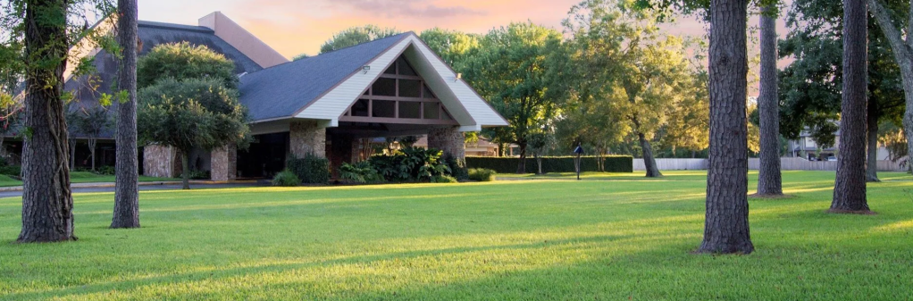 golf course clubhouse